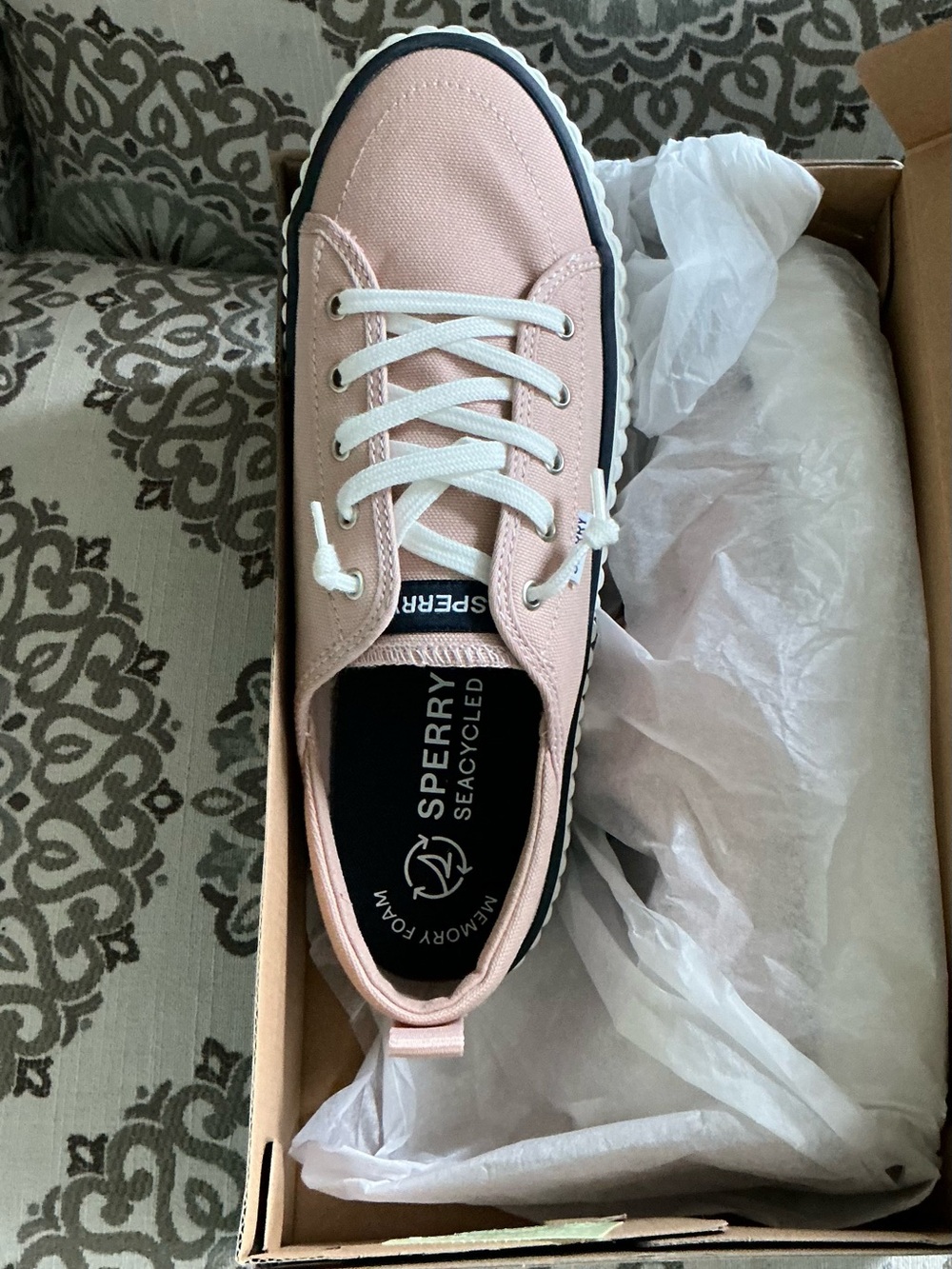 Women’s Sperry Pink Platform Shoes with Memory Foam size 8 - New in box